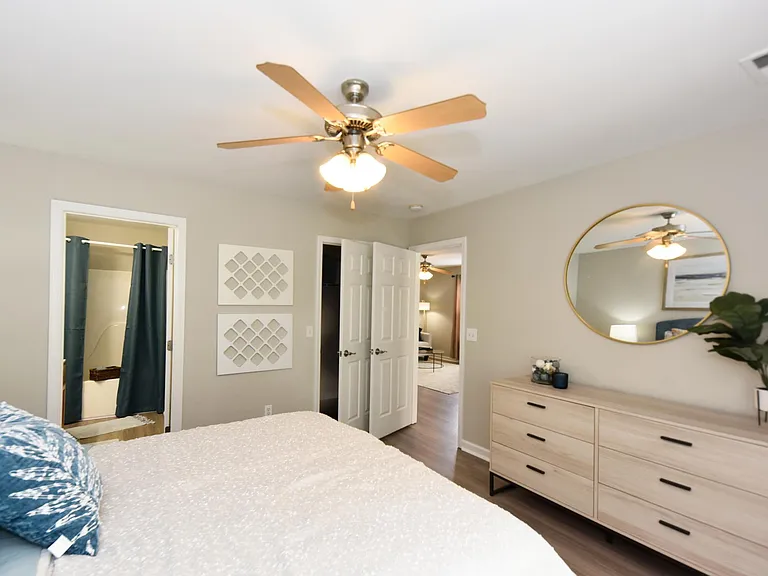 Residences at Devanshire — Photo 7