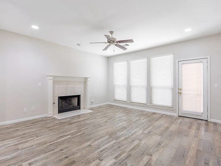 1801 Fern Ct — Photo 6