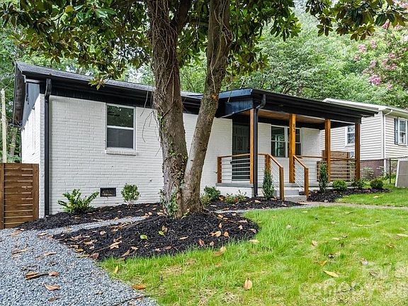 4th image of 82 Georgia St SW