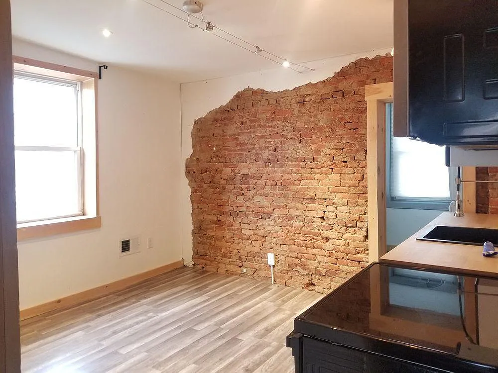 2526 Sepviva St — Photo 3