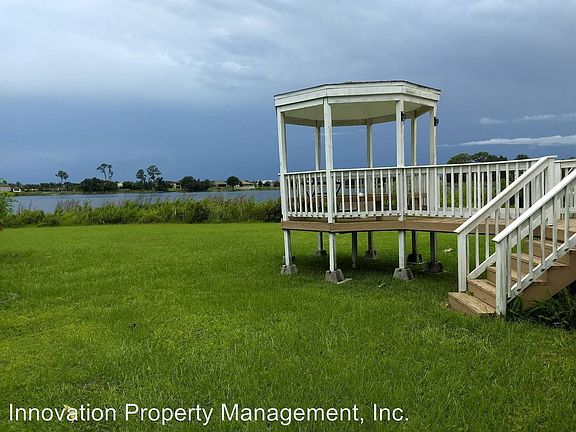 2nd image of 461 Waterview Dr