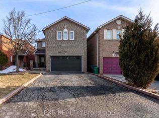 5667 Spangler Dr, Mississauga, ON L5R 3N4