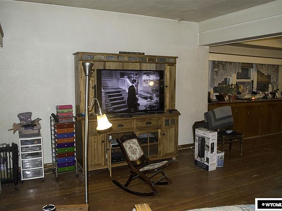 3rd image of 234 N 8th St