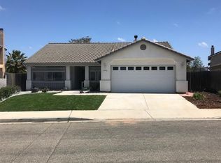 2746 S Santa Barbara Dr, Santa Maria, CA 93455