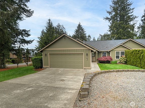 2nd image of 265 SE Valley View Way