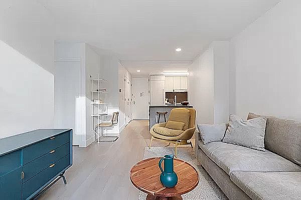 2nd image of 775 6th Ave #13H