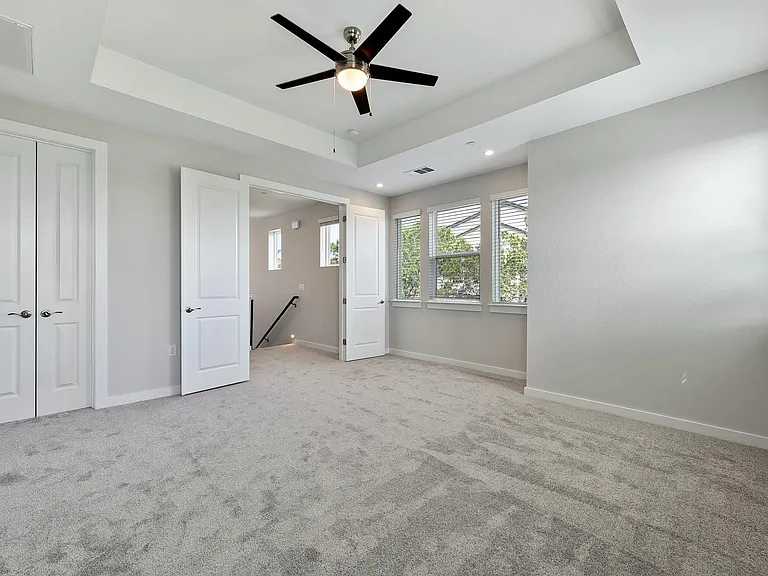 12001 Vista Parke Dr #701 — Photo 15