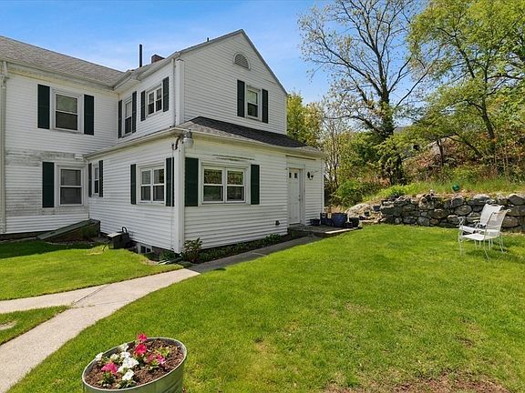 5th image of 45 Greenwood Ave