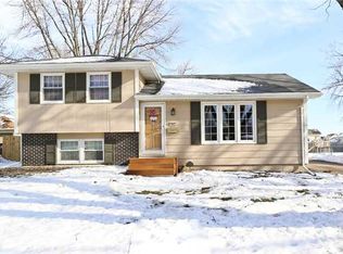 1407 6th Ave SE, Altoona, IA 50009