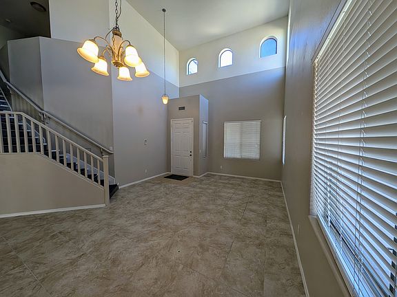 2nd image of 2116 E Aloe Pl