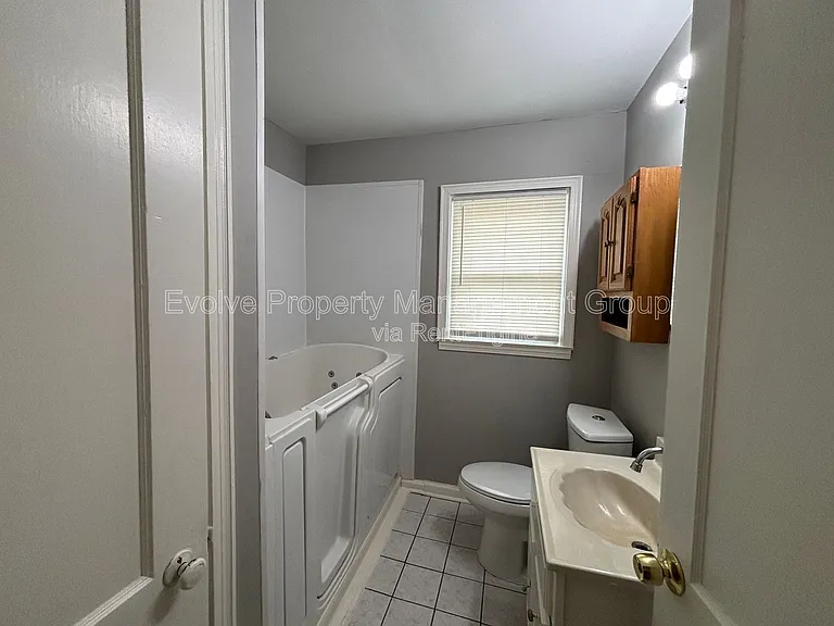 3723 Wilshire Rd — Photo 8