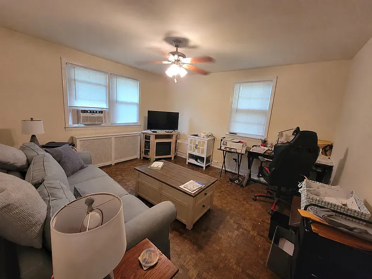 33 N Maple Ave #1 — Photo 5