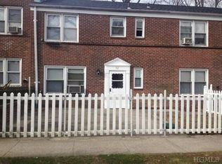 52 Hilltop Acres, Yonkers, NY 10704