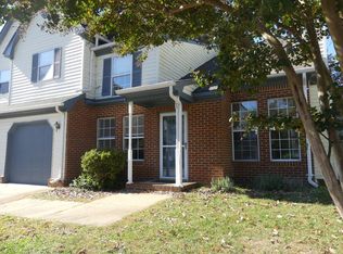 106 White Ridge Ln, Yorktown, VA 23693