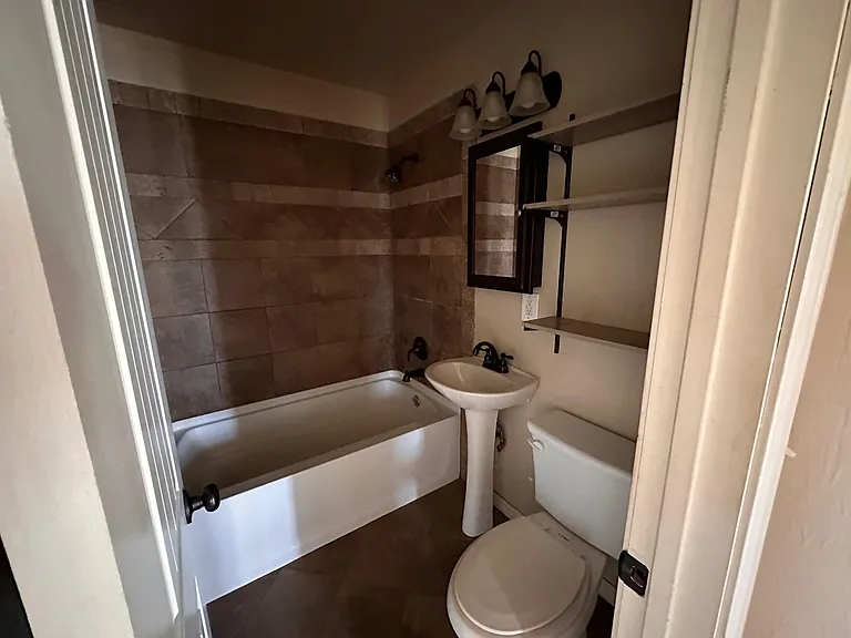 3122 N Beard Ave — Photo 9