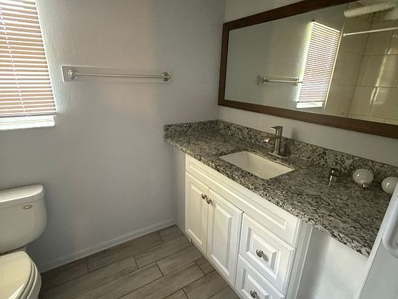 2nd image of 2038 Waltman St