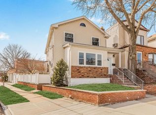1447 Gillespie Ave, Bronx, NY 10461