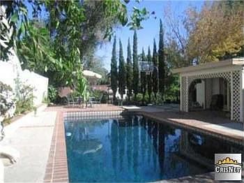 3rd image of 16901 Strawberry Dr