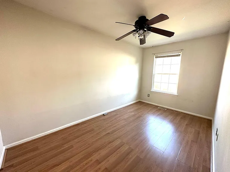 623 Candlestick Ln — Photo 24