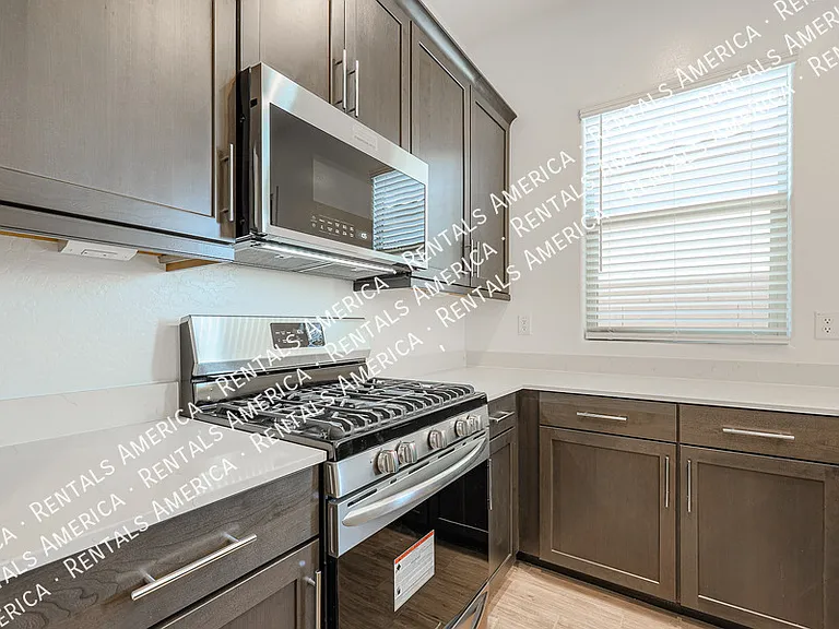 2631 W Pecan Rd — Photo 40