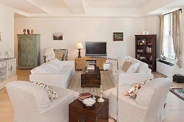 Rented by Corcoran | media 22