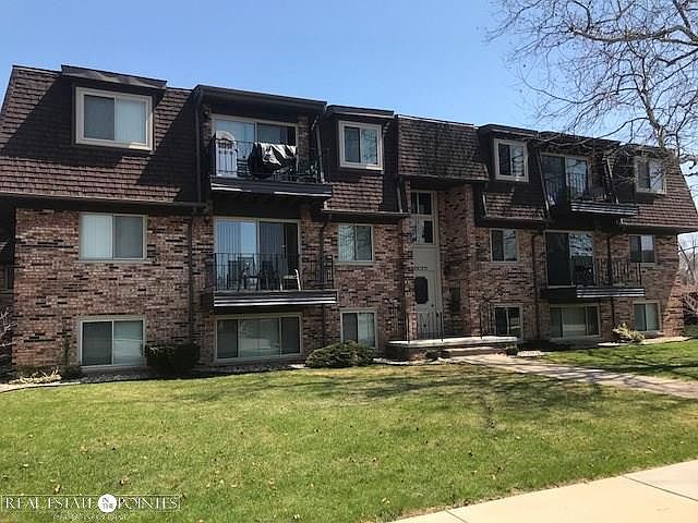 1st image of 443 Riviera Dr