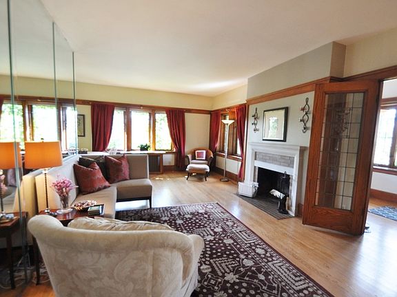 4th image of 5648 S Dorchester Ave APT 1W