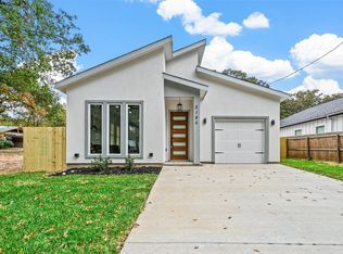 2195 Echo Lake Dr, Dallas, TX 75253