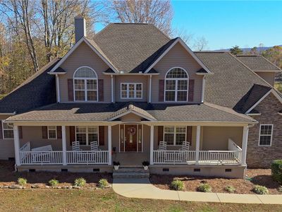 80 Upcountry Ln, Travelers Rest, SC, 29690