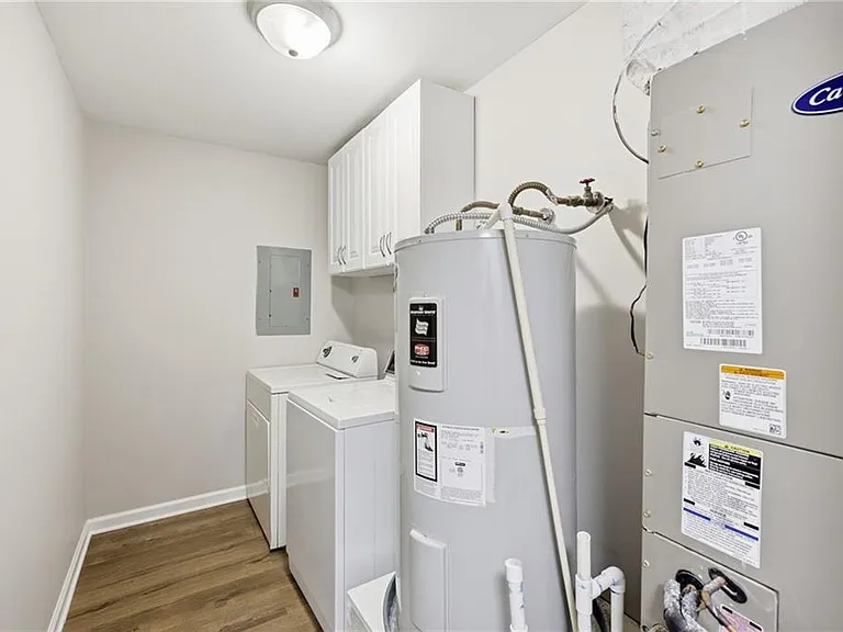605 Candler St #B13 — Photo 15