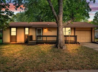 4224 SE Oak Ct, Topeka, KS 66609