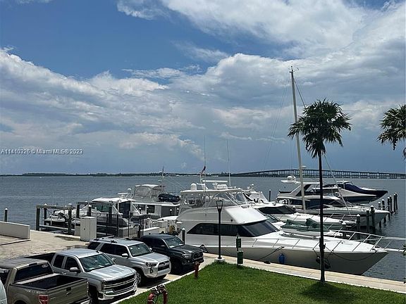 5th image of 1865 Brickell Ave APT A507