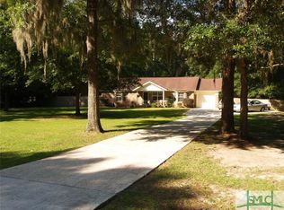 50 Quail Dr, Richmond Hill, GA 31324