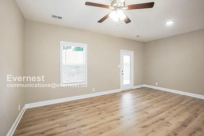 3385 Polly Dr #11 — Photo 9