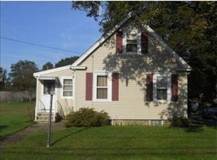 12 Baker St, Attleboro, MA 02703