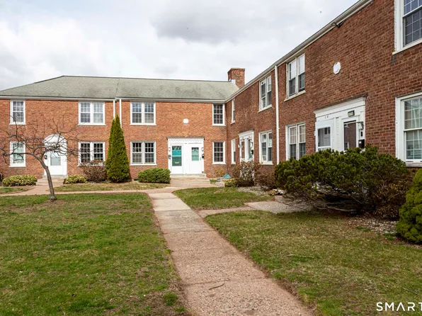 17 Garden Drive #L, Manchester, CT 06040