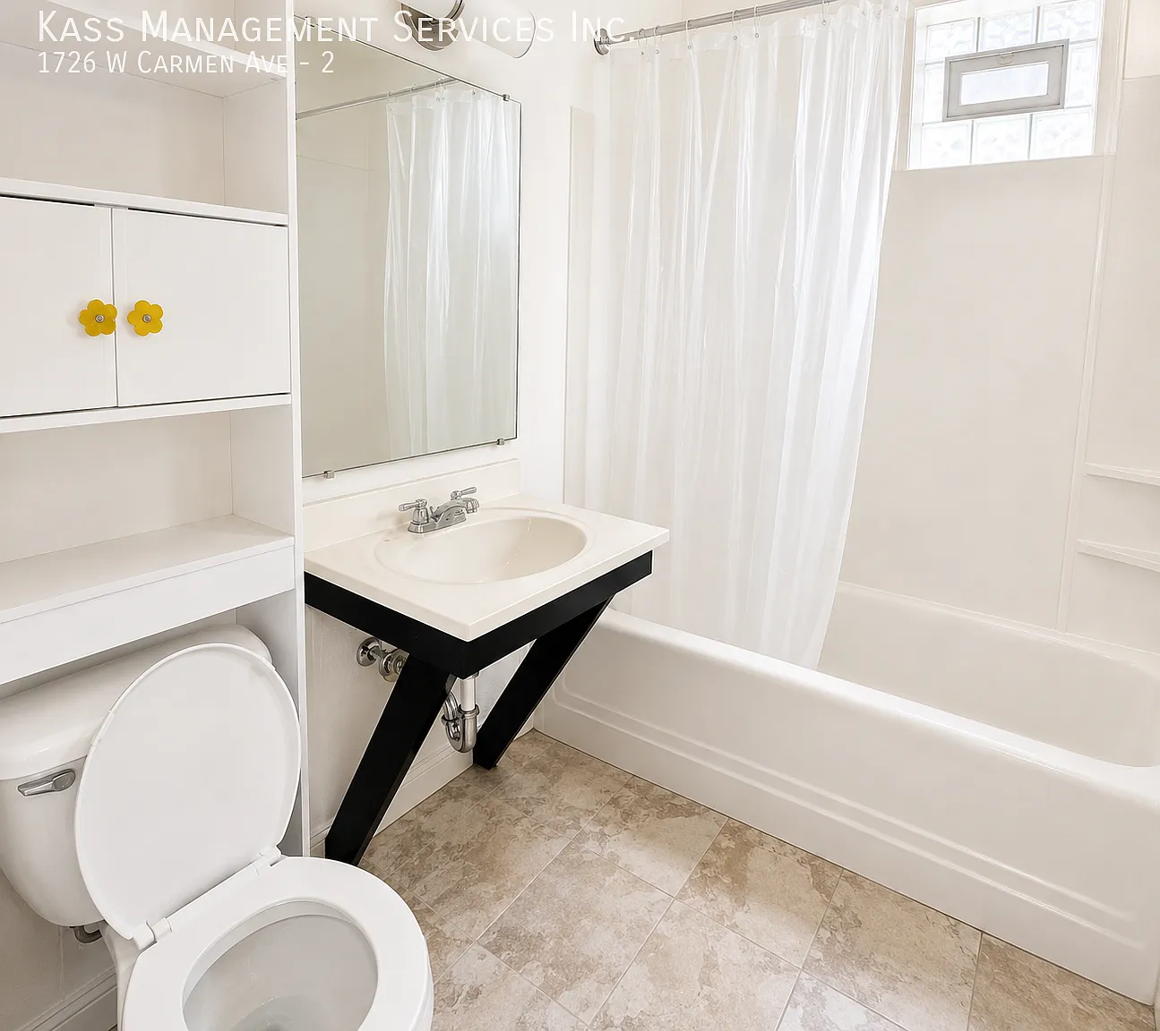 Beautiful 2 bed 2 bath Carmen Avenue Gem Near Andersonville — Photo 4