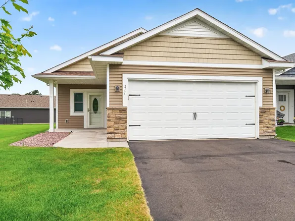 211 8th Ave NE, Isanti, MN 55040