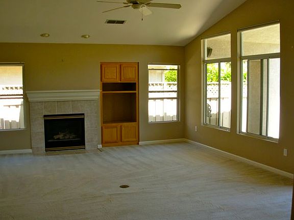 3rd image of 5196 Sugar Pine Loop
