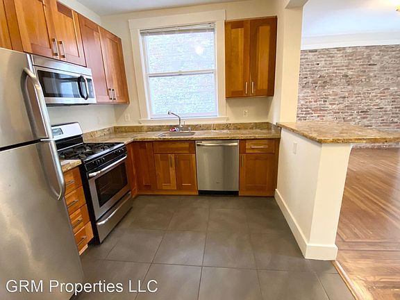 4th image of 1035 Bush St #11