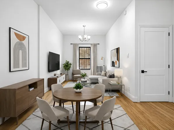 306 Saint James Place image 1 of 4