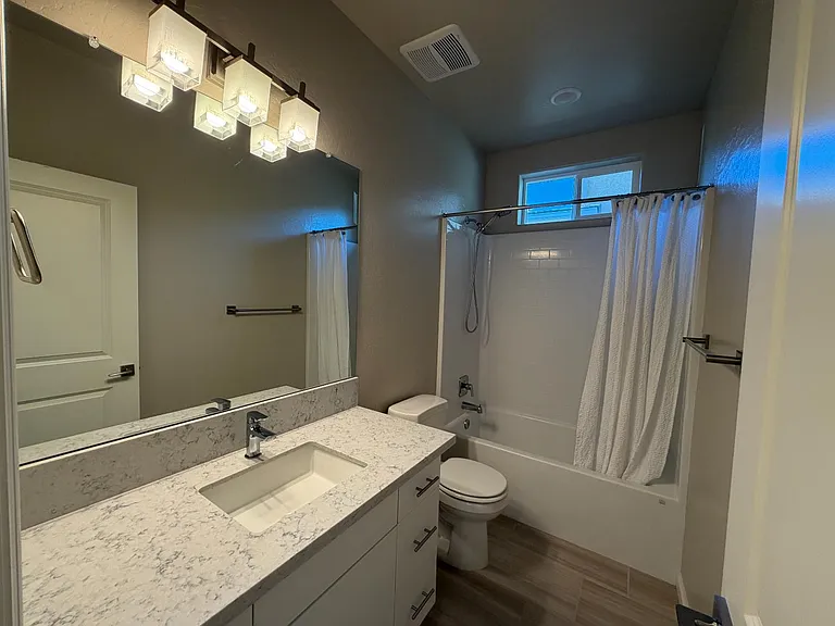 660 Atlantica Dr S — Photo 16