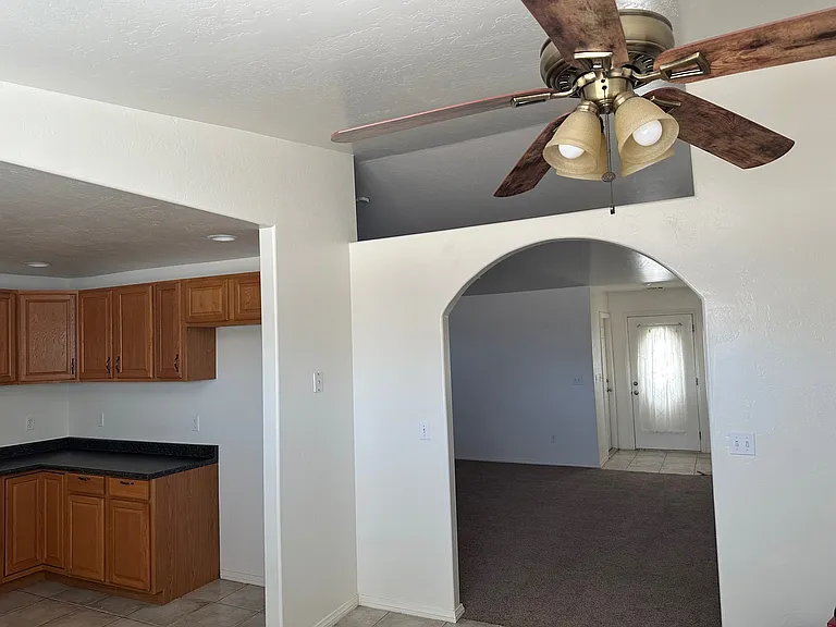 7870 Dogwood Ave — Photo 3