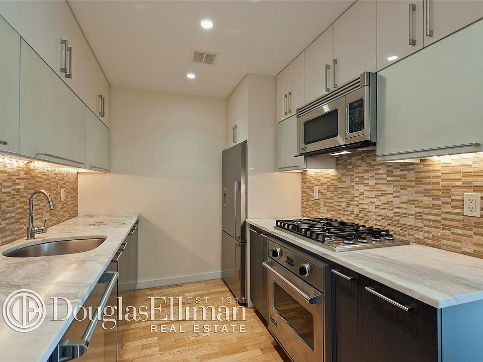 1st image of 500 4th Ave APT 3G