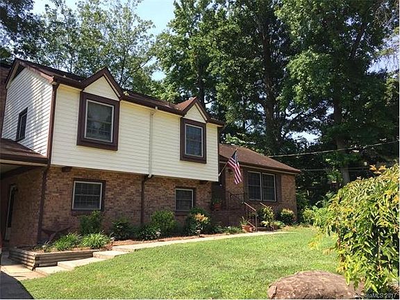 2nd image of 3549 Gardner Park Dr