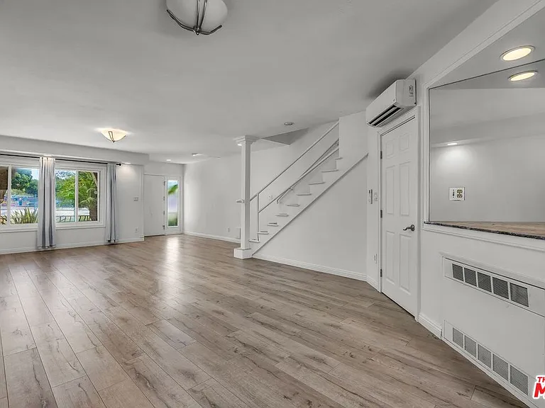 8025 Redlands St #15 — Photo 6