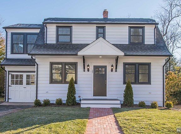 2nd image of 22 Parker Pl