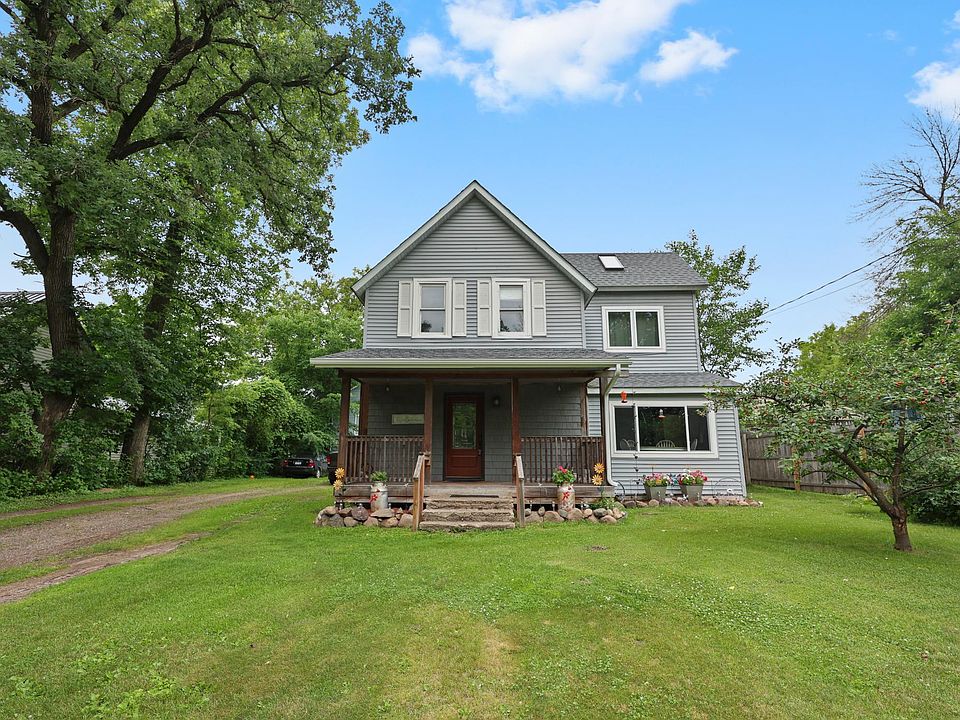 1st image of 16443 W River Rd