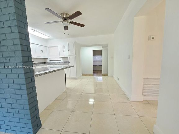 5th image of 1720 NW 180th Ter