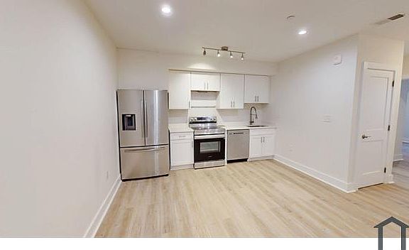 2nd image of 201 Kennedy St NW Unit 1